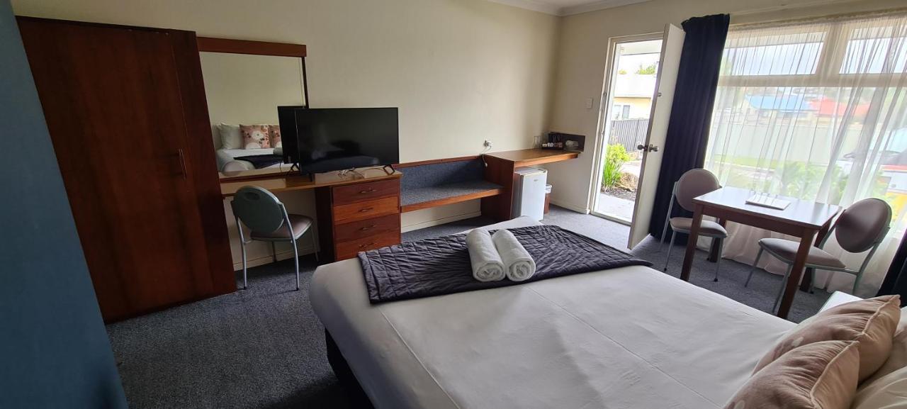 Mandala Ace Albany Hotel Экстерьер фото