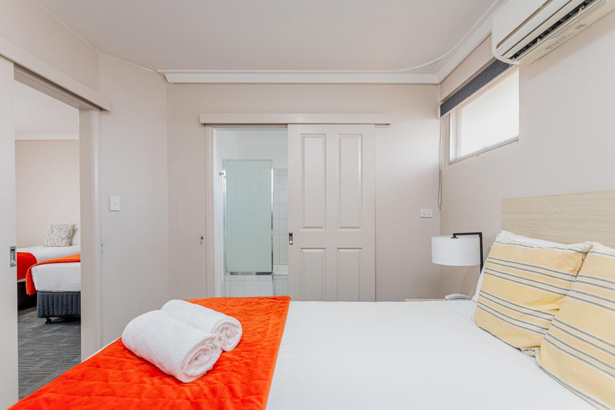 Mandala Ace Albany Hotel Экстерьер фото